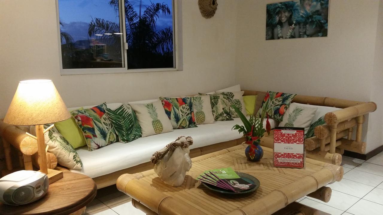 Fare Suisse Tahiti - Guesthouse パペーテ エクステリア 写真